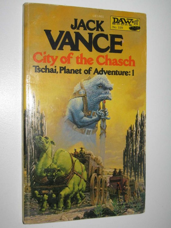 City of the Chasch - Planet of Adventure Series #1
