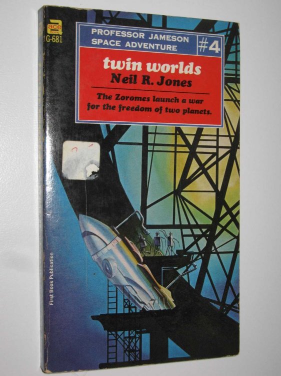 Twin Worlds - Professor Jameson Space Adventure Series #4