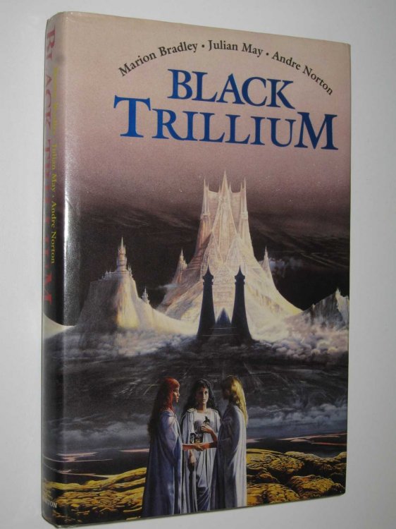 Black Trillium - World of the Three Moons Series #1