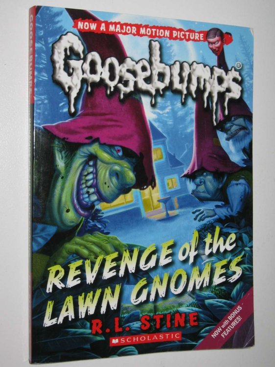 Revenge of the Lawn Gnomes - Goosebumps Classics #34