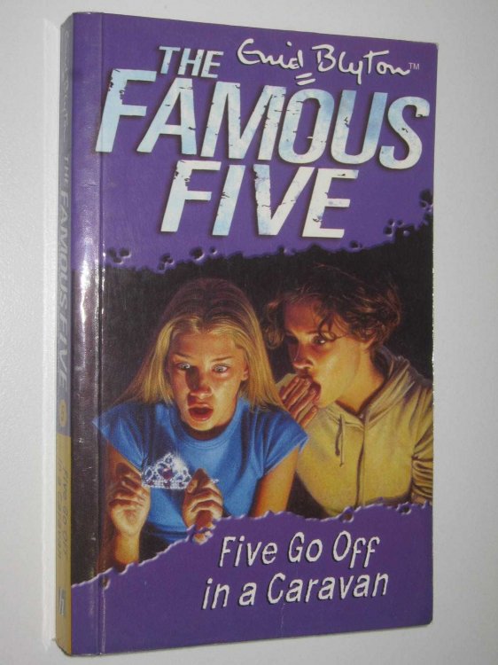 Five Go Off in a Caravan - Famous Five Series #5