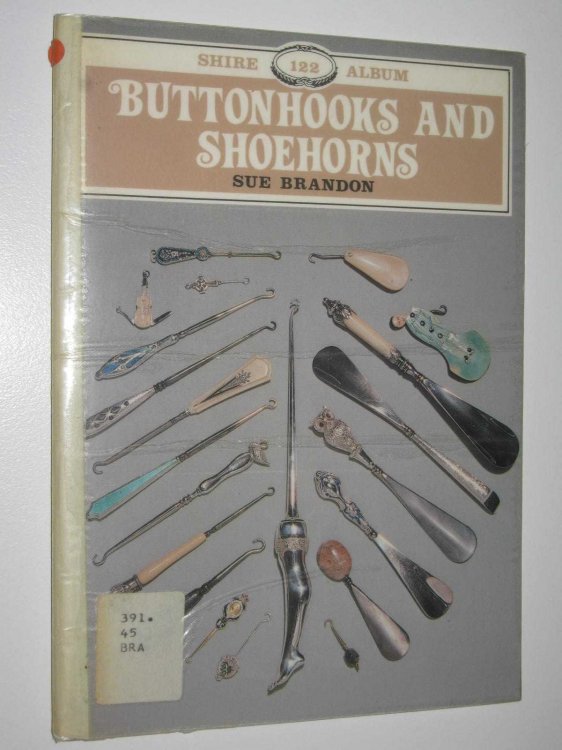 Buttonhooks And Shoehorns