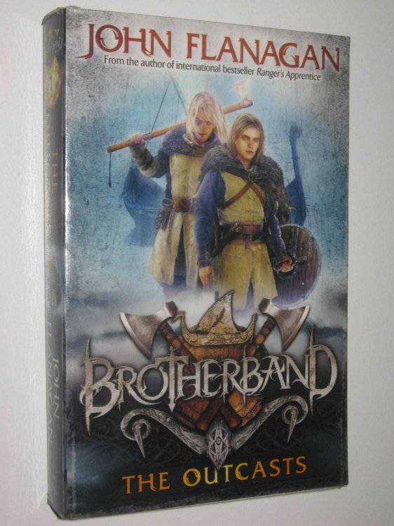 The Outcasts - Brotherband Series #1