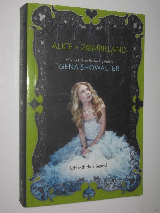 Alice in Zombieland - White Rabbit Chronicles #1