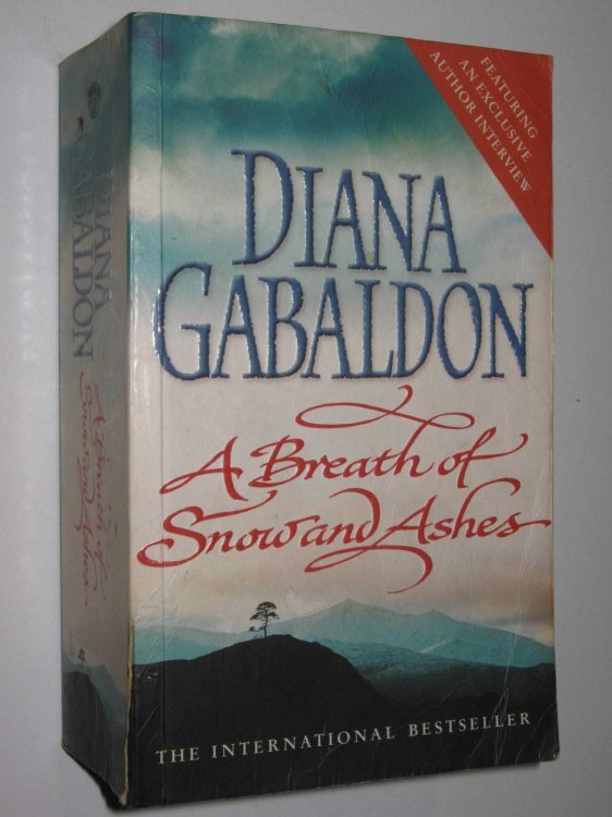 A Breath Of Snow And Ashes - Outlander Series #6