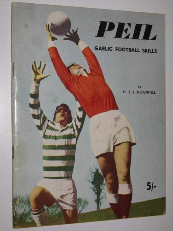 Peil : Gaelic Football Skills