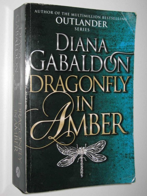 Dragonfly In Amber - Outlander Series #2