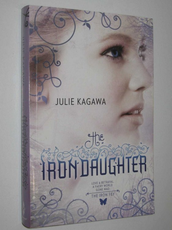 The Iron Daughter - Iron Fey Series #2
