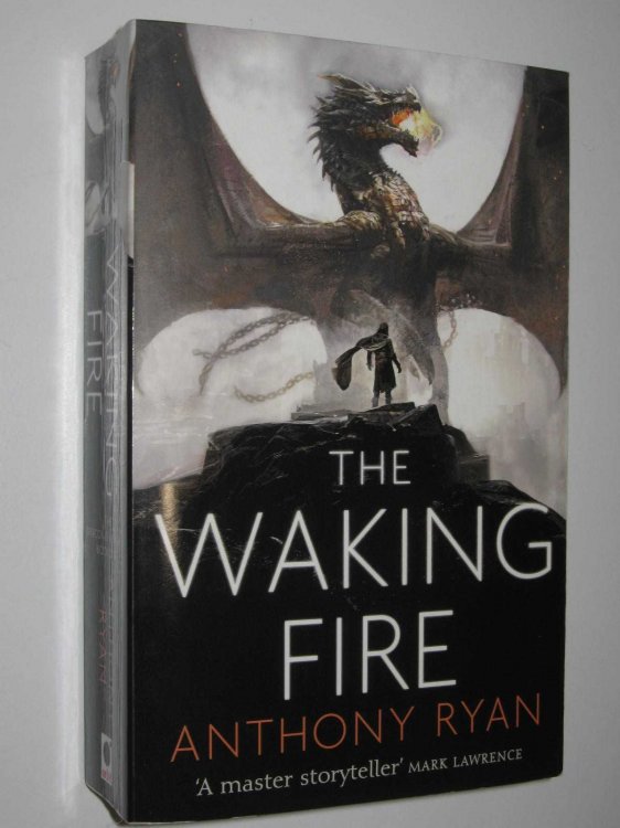 The Waking Fire - Draconis Memoria Series #1