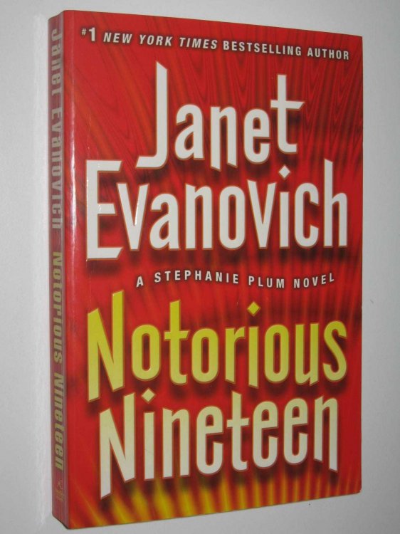 Notorious Nineteen - Stephanie Plum Series #19