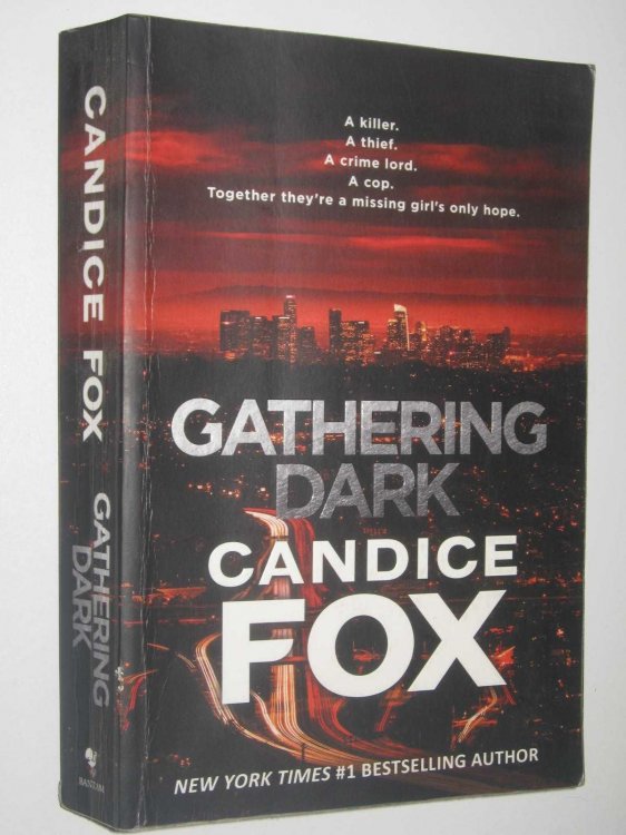 Gathering Dark - Jessica Sanchez Series #1