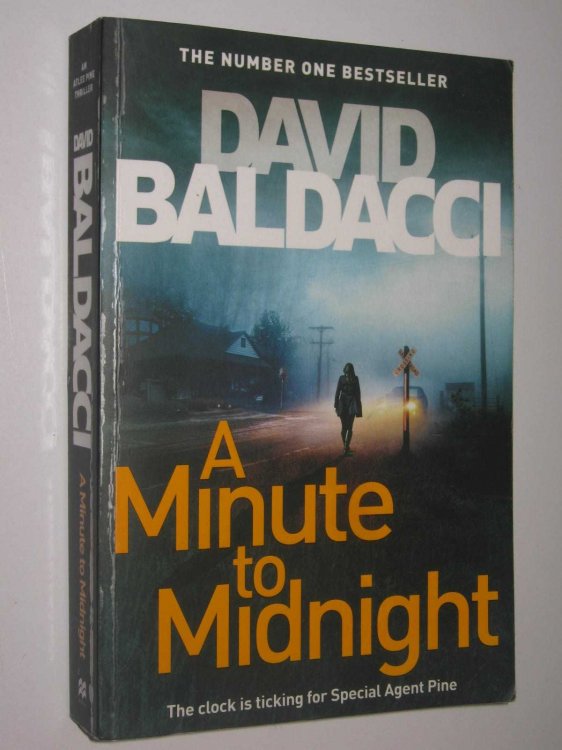 A Minute to Midnight - Atlee Pine Series #2