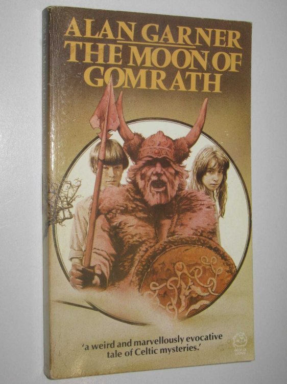 The Moon of Gomrath - Alderley Series #2