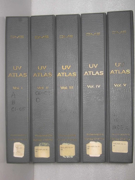 UV Atlas of Organic Compounds Volumes 1-5