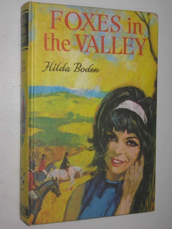 Foxes in the Valley