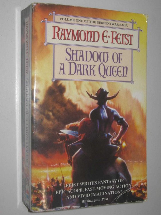 Shadow of a Dark Queen - Serpentwar Saga #1