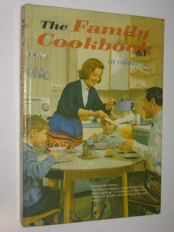 The Family Cookbook in Colour