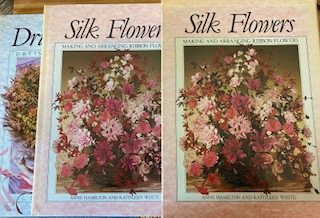 Silk Flowers: Making and Arranging Ribbon Flowers/ Dried Flowers Drying and Arranging (2 book boxed set)