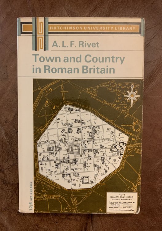 Town and Country in Roman Britain