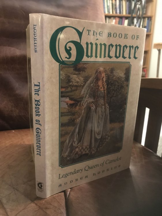 The Book of Guinevere: Legendary Queen of Camelot