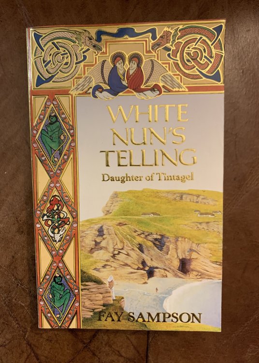 White Nun's Telling (Daughter of Tintagel, Book 2)