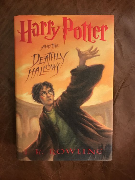 Harry Potter and the Deathly Hallows (Book 7)