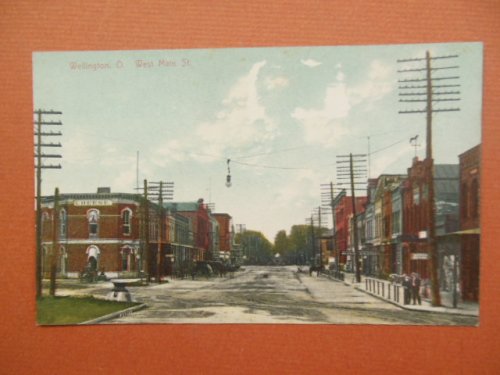 Postcard Wellington, Ohio West Main Street