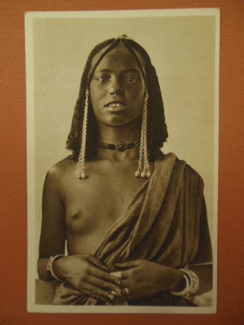 Costumi Africa Orientale Postcard Series 29 Young African Woman Jewelry (1920's)