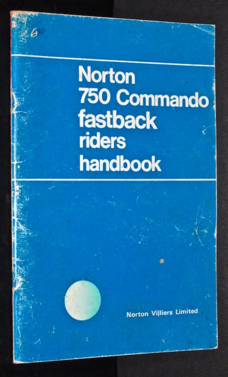 Norton 750 Commando Fastback Riders Handbook