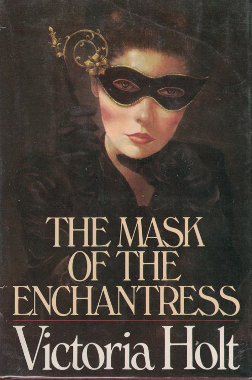The Mask Of The Enchantress