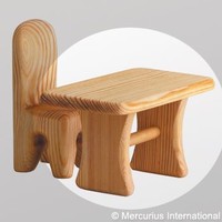 Debresk Doll's Table