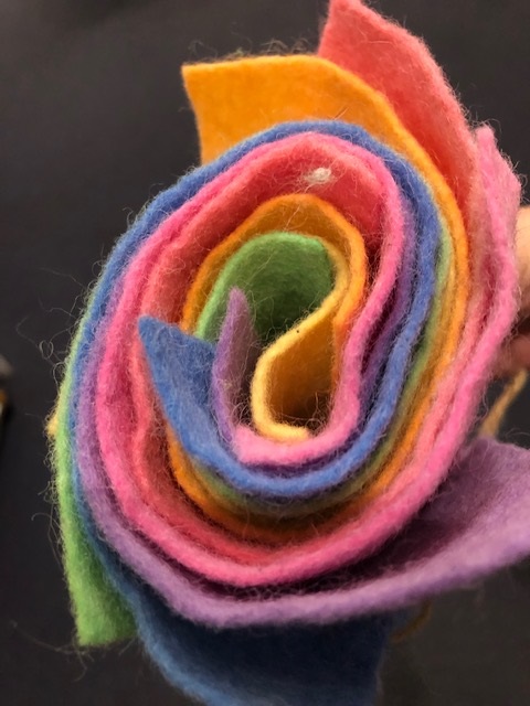 Felt set of seven rainbow colours