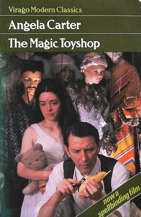 The Magic Toyshop (Virago Modern Classics)