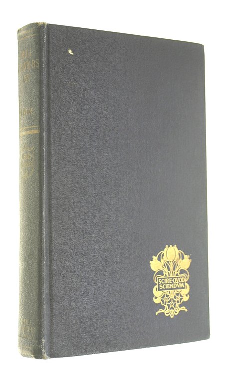 Moll Flanders. With biographical note and special introduction by W. H. Davies (Abbey Classics. no. 21.)