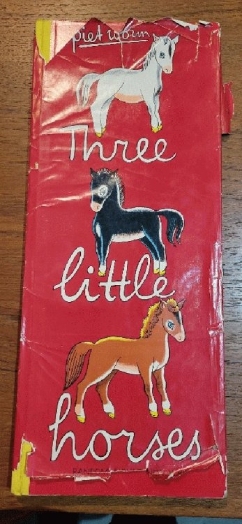 3 Little Horses