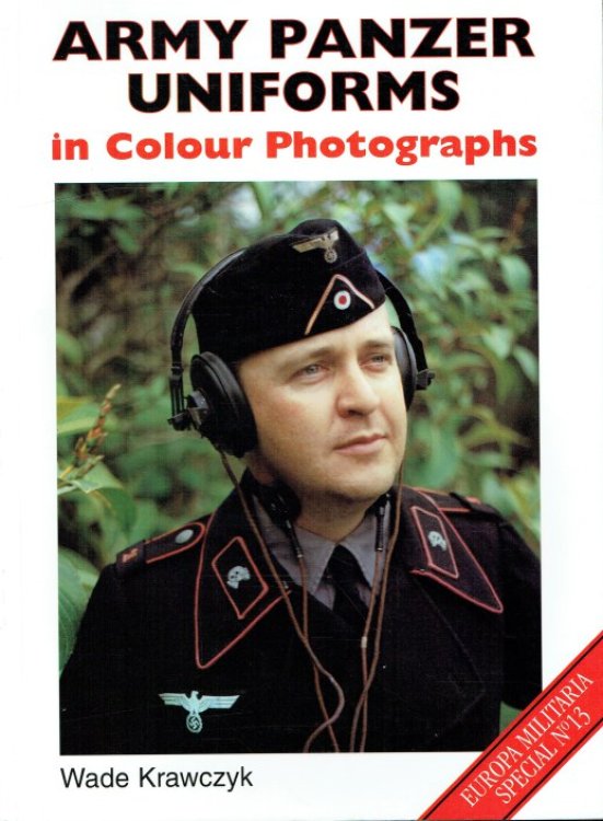 ARMY PANZER UNIFORMS IN COLOUR PHOTOGRAPHS