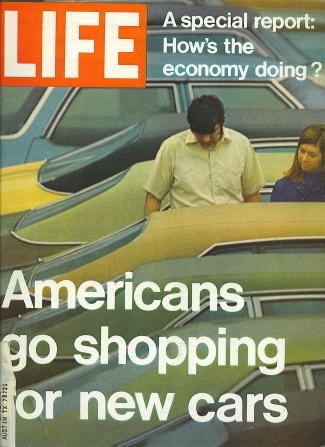 Life Magazine, October 8, 1971 Americans Go Shopping for New Cars