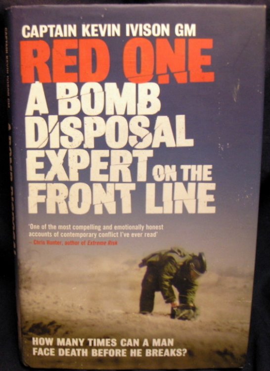 Red One A Bomb Disposal Expert on the Front Line