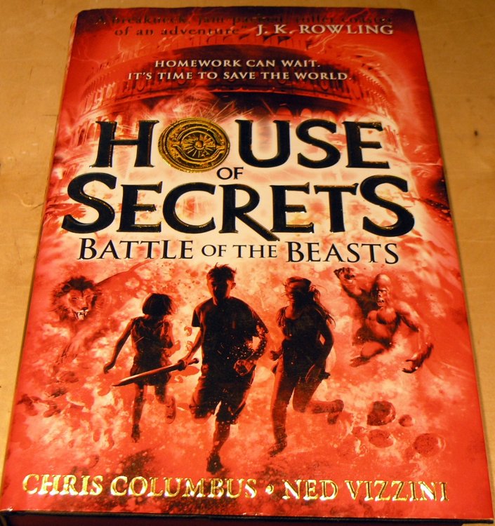 Battle of the Beasts (House of Secrets, Book 2)