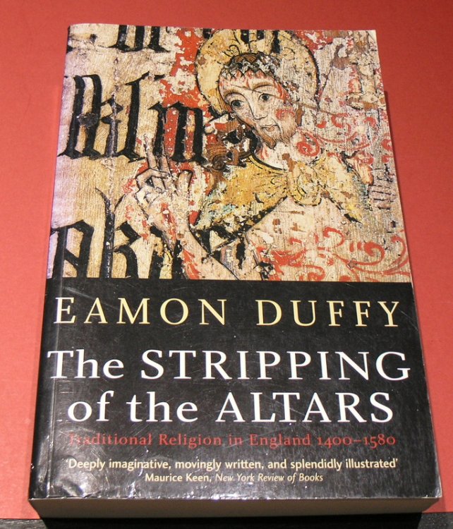 The Stripping of the Alters - Traditional Religion in England 1400-1580