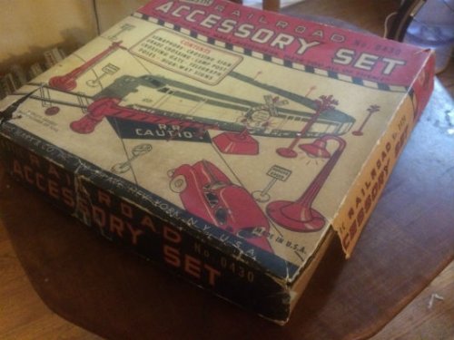 Louis Marx:Plastic railroad accessory set