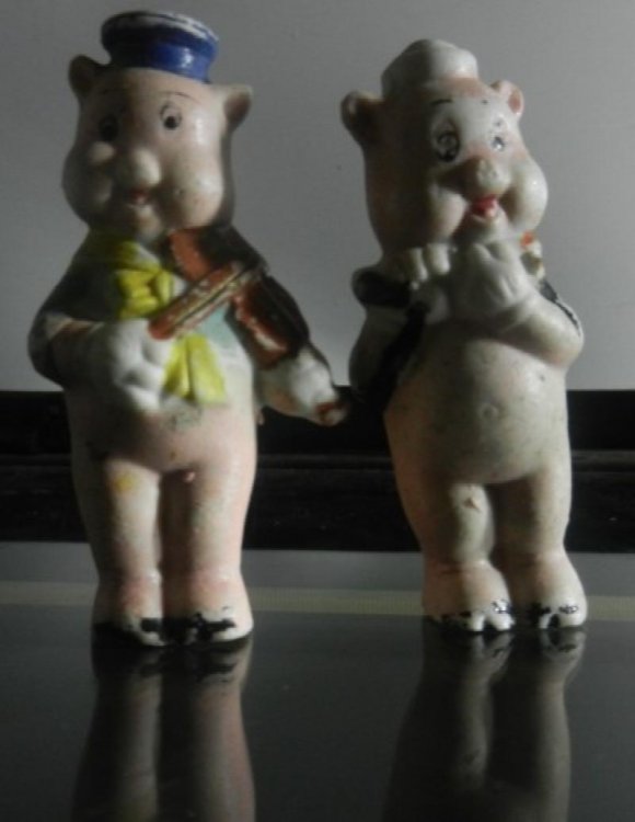 Vintage Bisque 2 of Three Little Pigs Musicians Japan