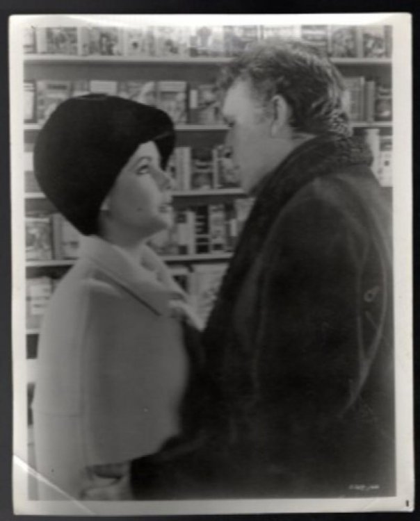 Elizabeth Taylor and Richard Burton 8