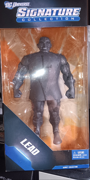 DC Universe Signature Collection Lead Action Figure