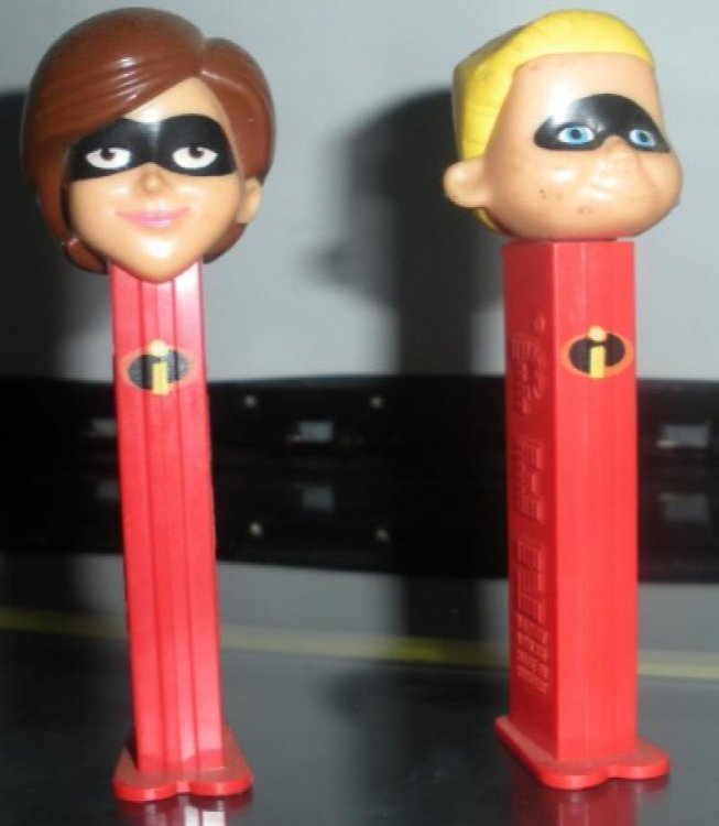 Masked Elastigirl Incredibles Mom Pez Loose and Dash loose