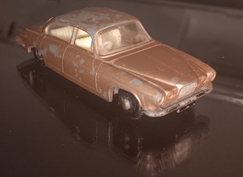 Vintage Matchbox Lesney Diecast Toy Car No. 28 Jaguar MK 10 Sedan