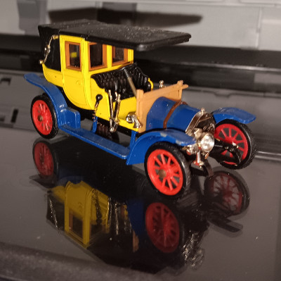 Rio 38; 1908 Fiat 18/24 Hp; Closed Landaulette; Blue/Yellow