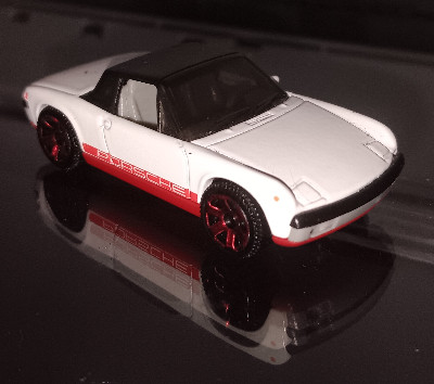 2009 Matchbox VW Porsche 914 1:64, COMB SHIP