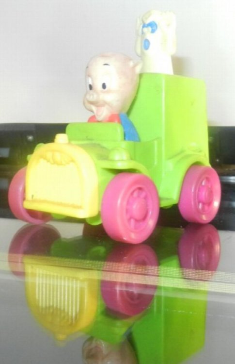 Porky's Ghost Catcher Pop up Truck - Warner Bros Looney Tunes CM 71 1992 Vintage