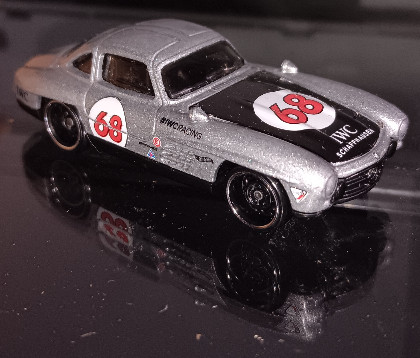 Hot Wheels 2021 21 basic series mercedes-benz 300 sl silver #196 / 250
